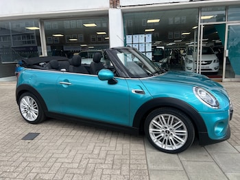 Used MINI Convertible 2018 for sale - 79580885: Photo