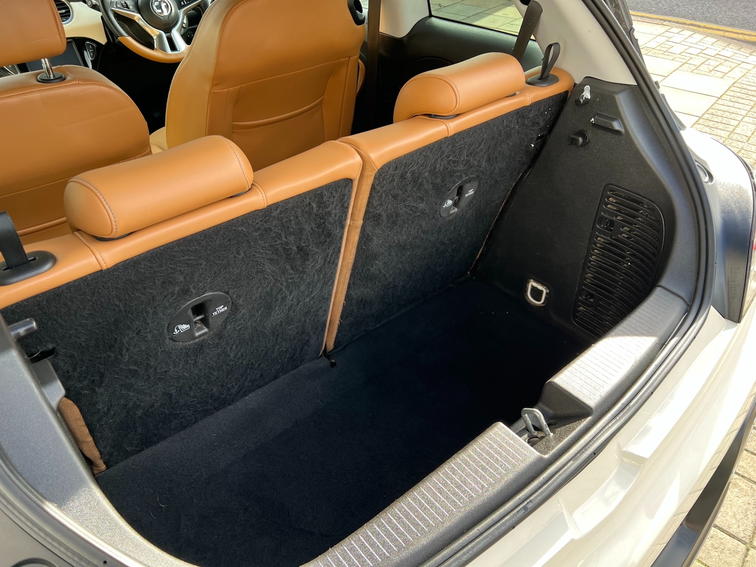 Used Vauxhall ADAM 2014 for sale - 77459988: Photo 14