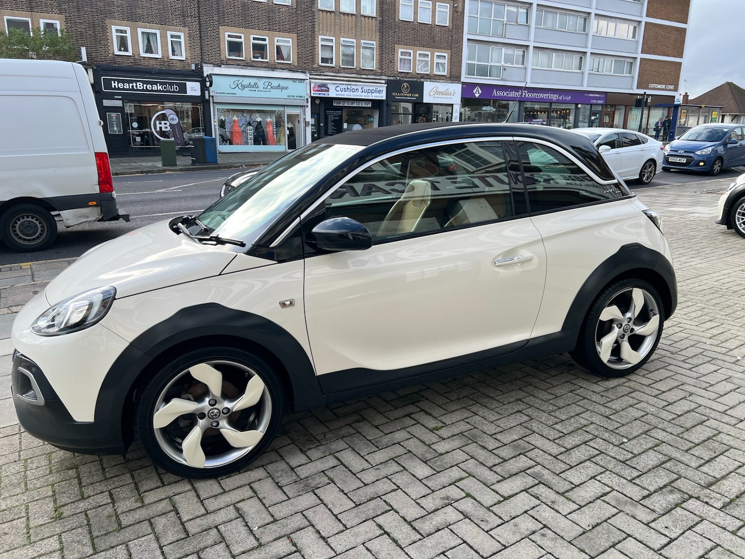 Used Vauxhall ADAM 2014 for sale - 77459988: Photo 26