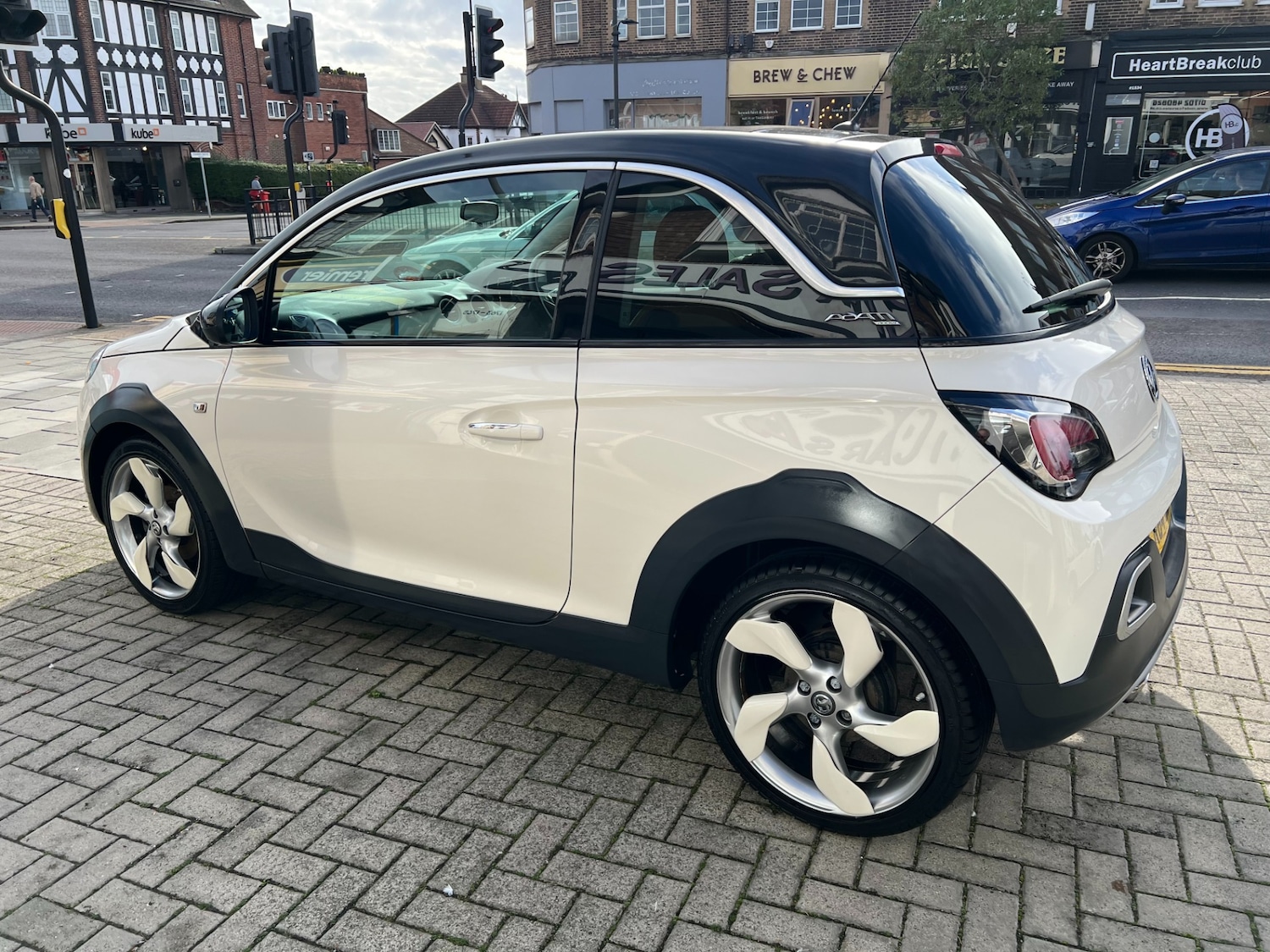 Used Vauxhall ADAM 2014 for sale - 77459988: Photo 9