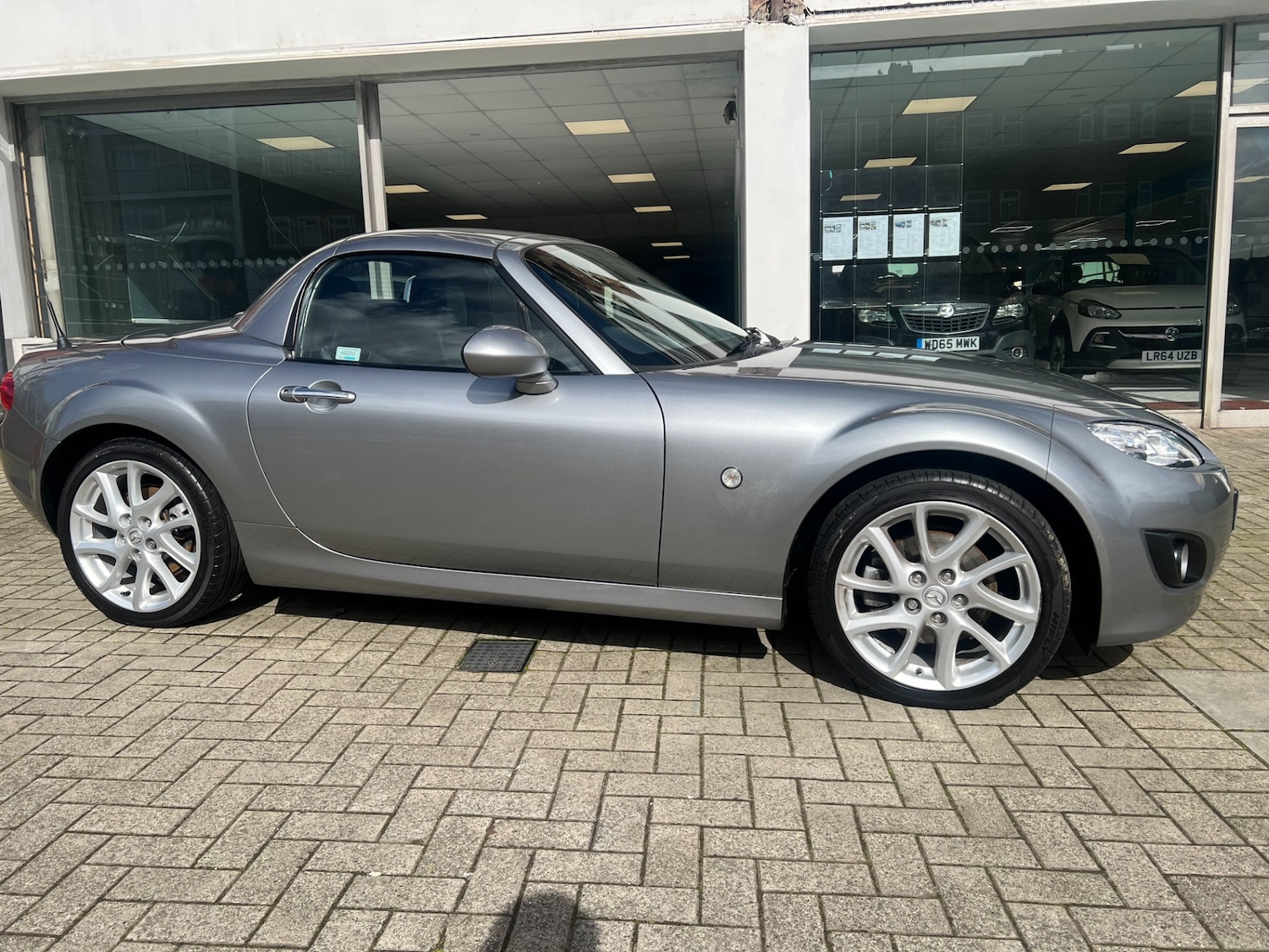 Used Mazda MX-5 2012 for sale - 77901869: Photo 2