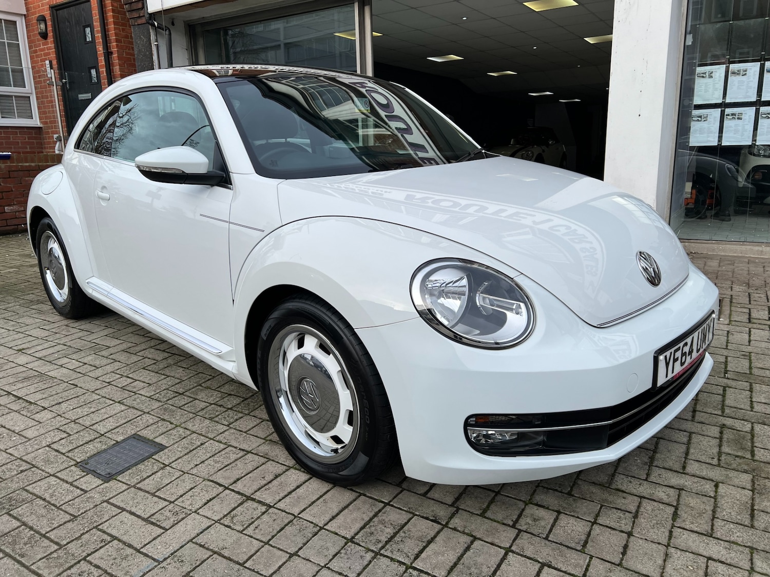 Used Volkswagen Beetle 2014 for sale - 77460392: Photo 29