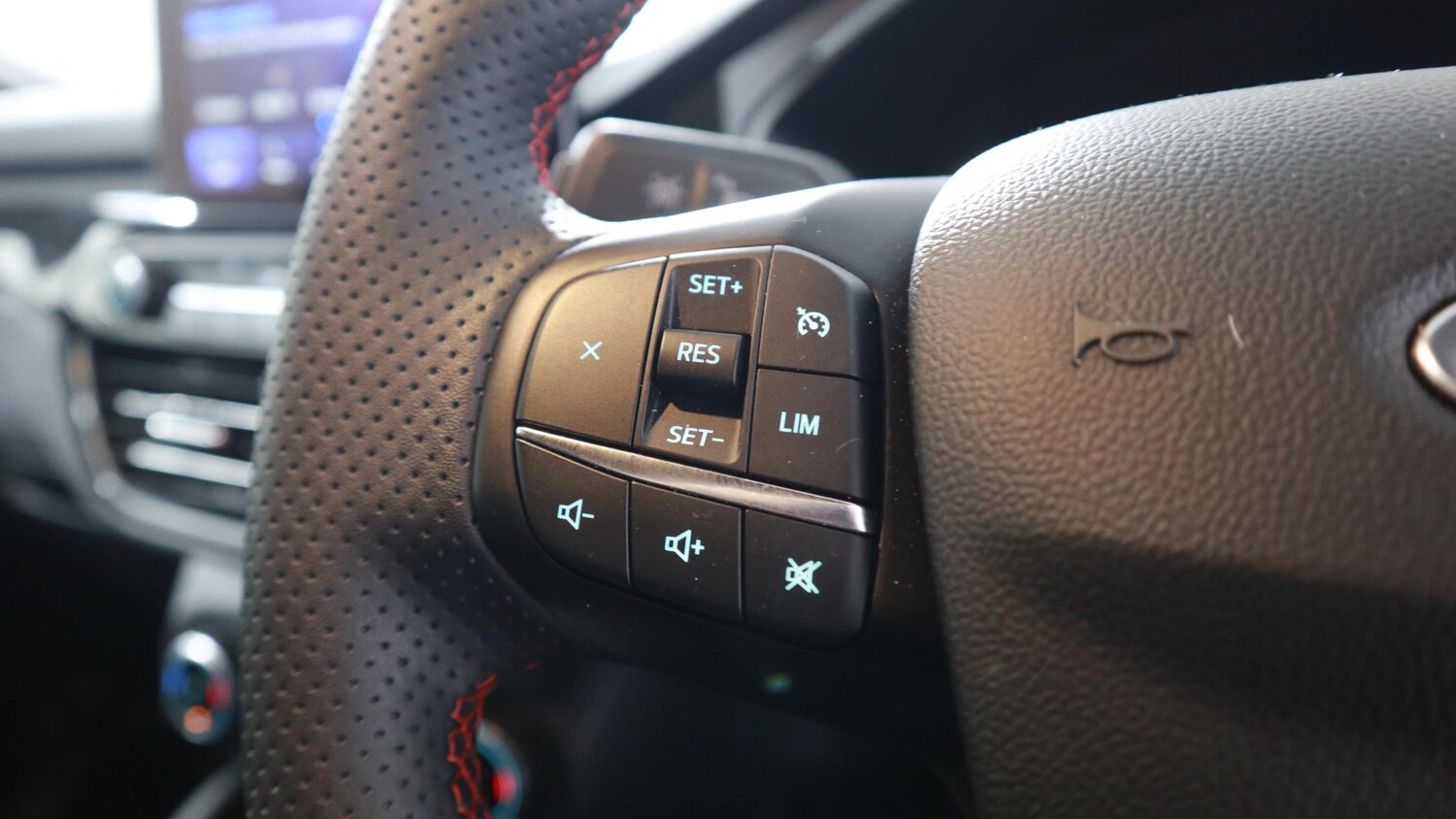 Used Ford Kuga 2024 for sale - 77360514: Photo 30