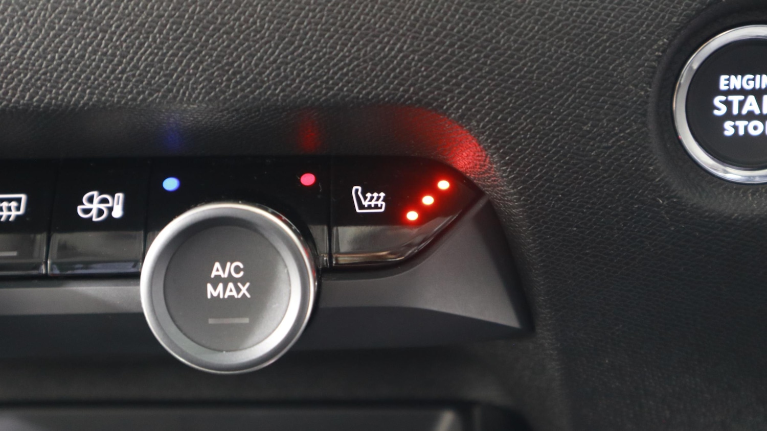 Used Citroen C4 2023 for sale - 77673858: Photo 38