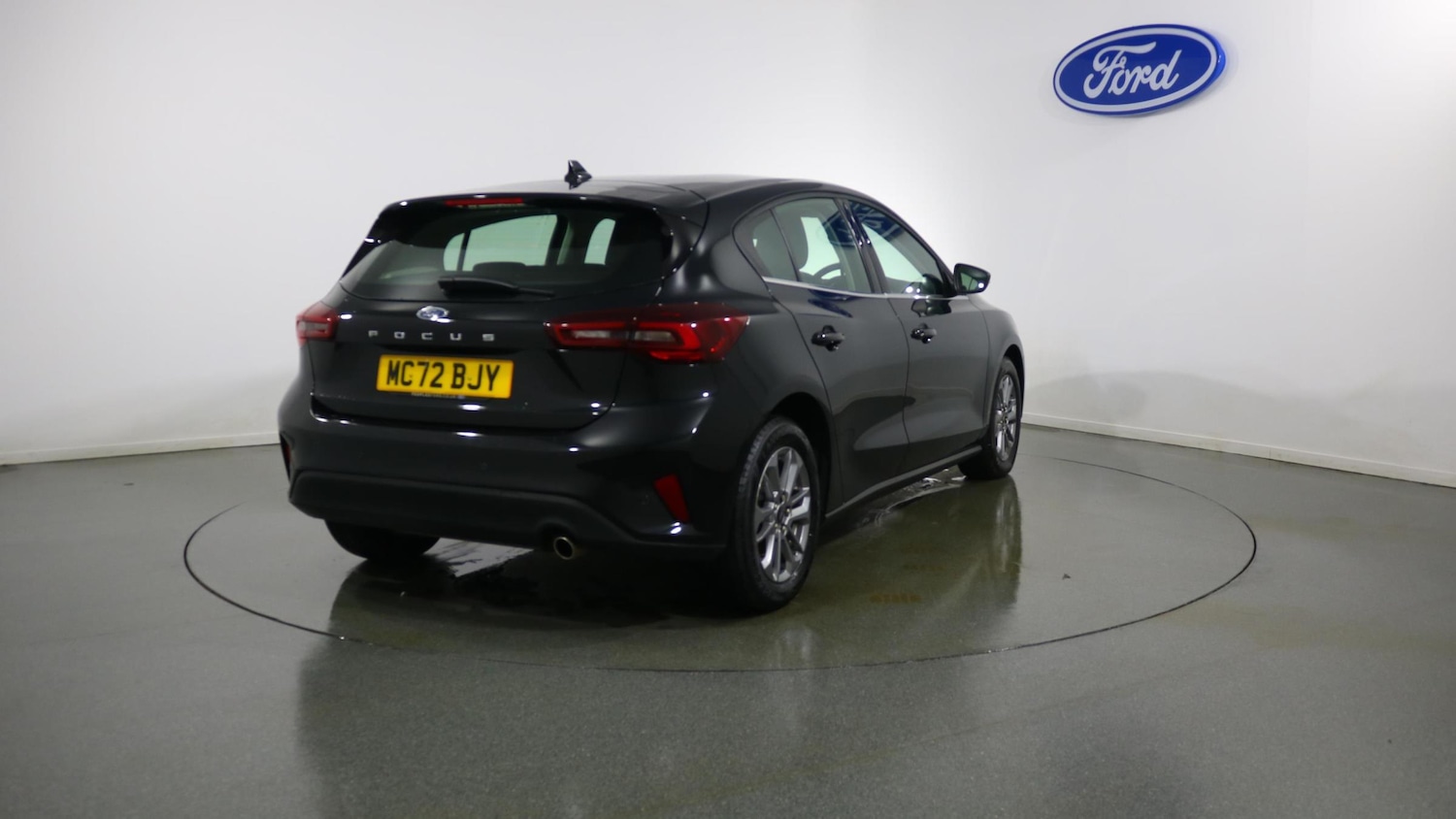 Used Ford Focus 2023 for sale - 77218680: Photo 3