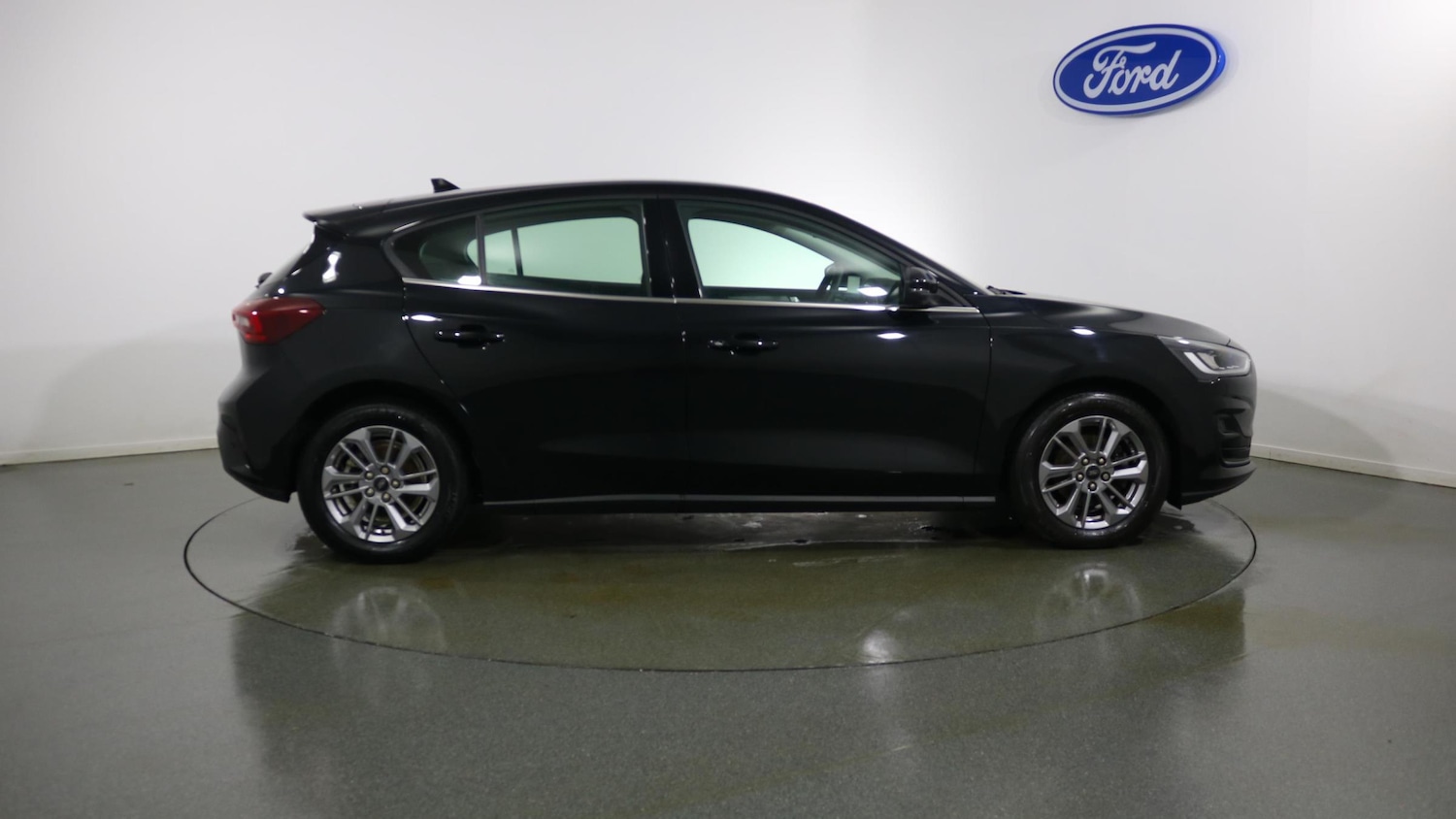 Used Ford Focus 2023 for sale - 77218680: Photo 9