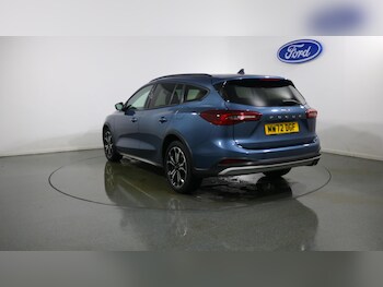 Used Ford Focus 2023 for sale - 77442504: Photo