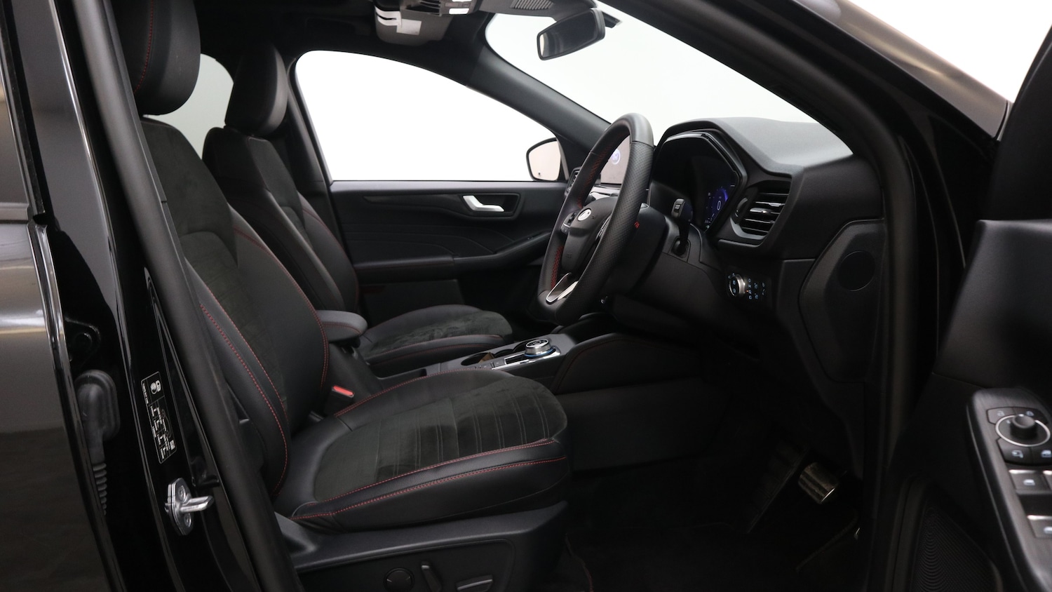 Used Ford Kuga 2023 for sale - 76818436: Photo 24