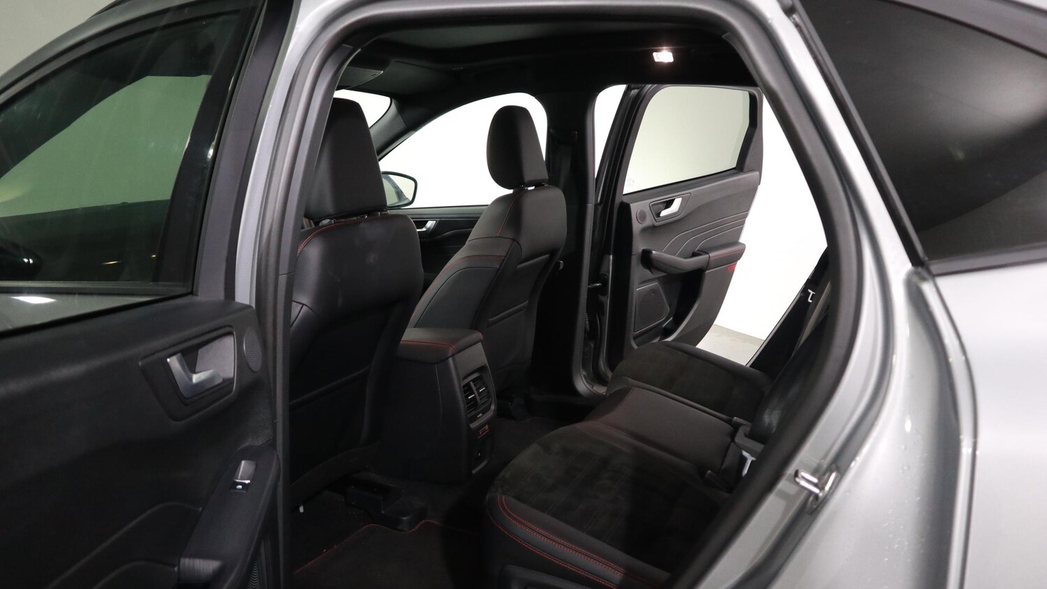 Used Ford Kuga 2024 for sale - 77388894: Photo 26