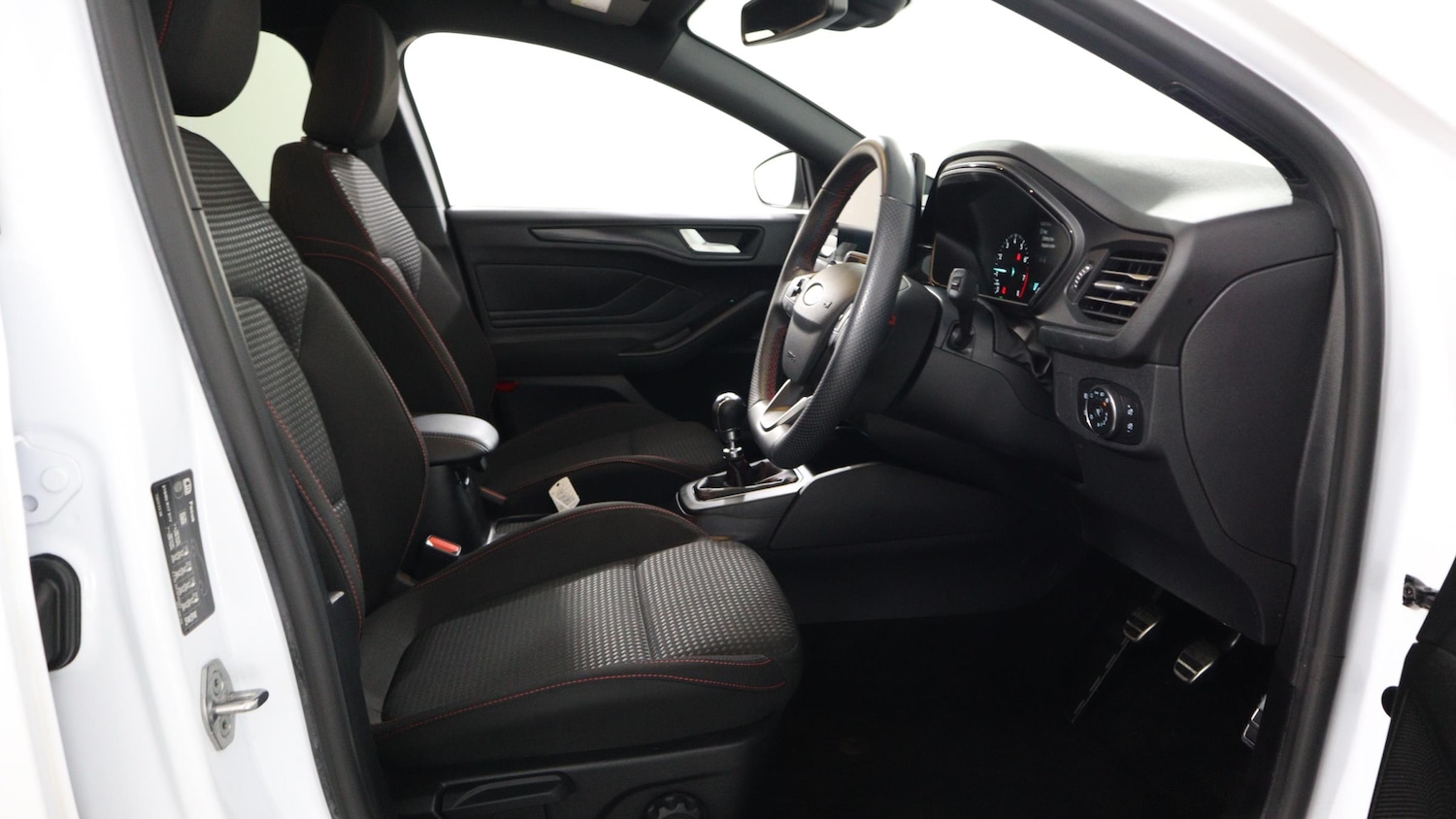 Used Ford Focus 2023 for sale - 76834768: Photo 21