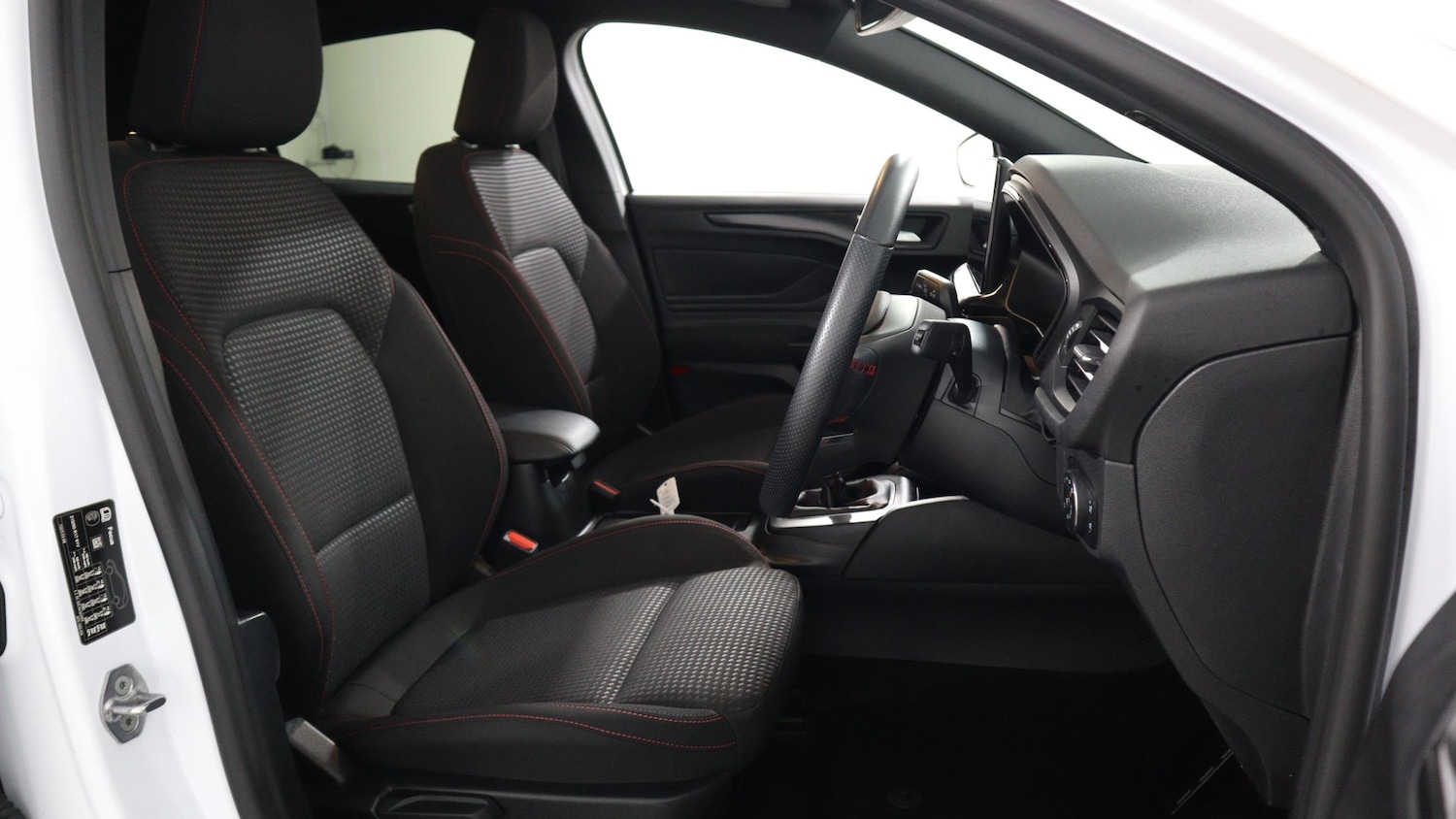 Used Ford Focus 2023 for sale - 76834768: Photo 22