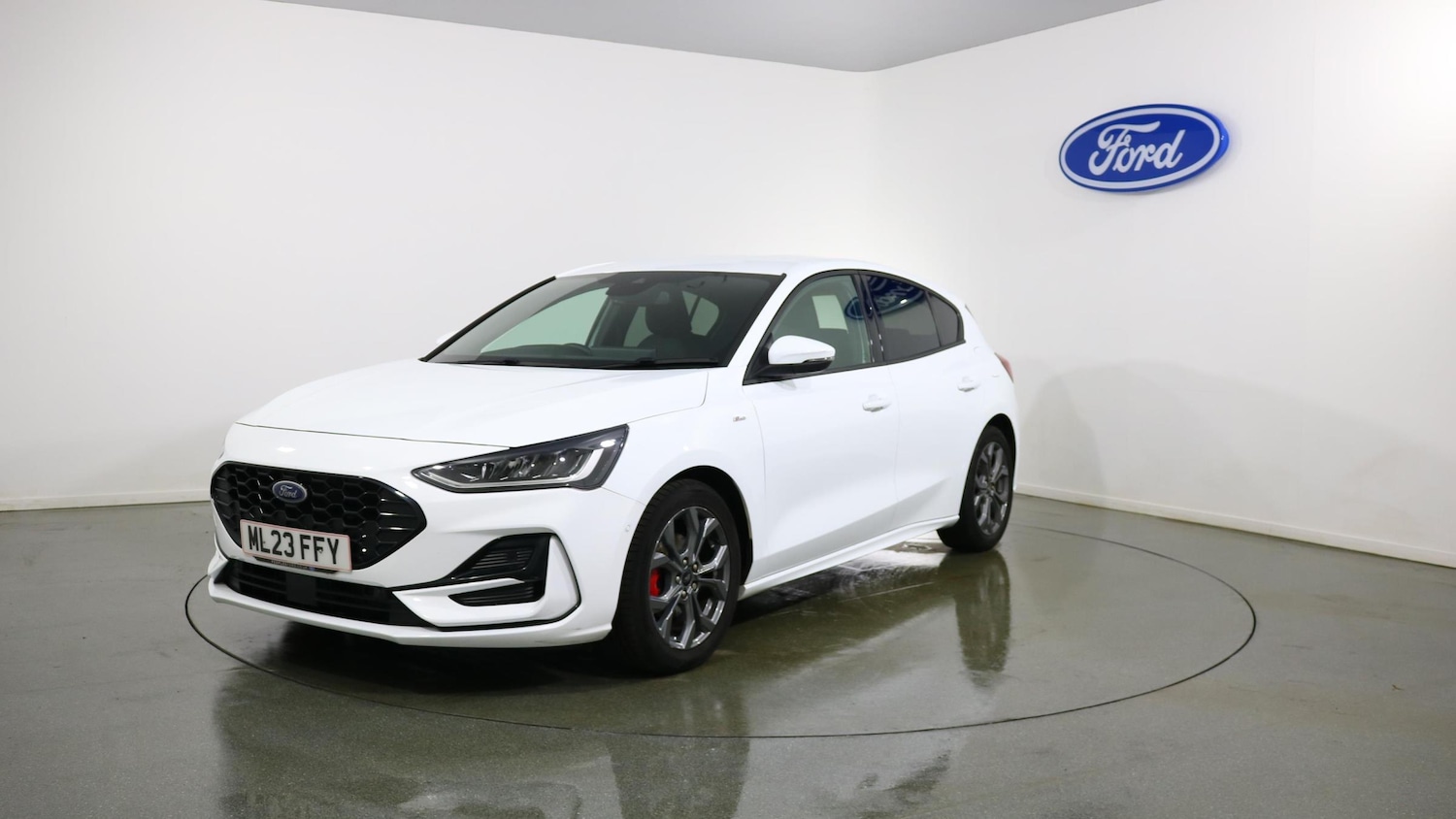 Used Ford Focus 2023 for sale - 76834768: Photo 3