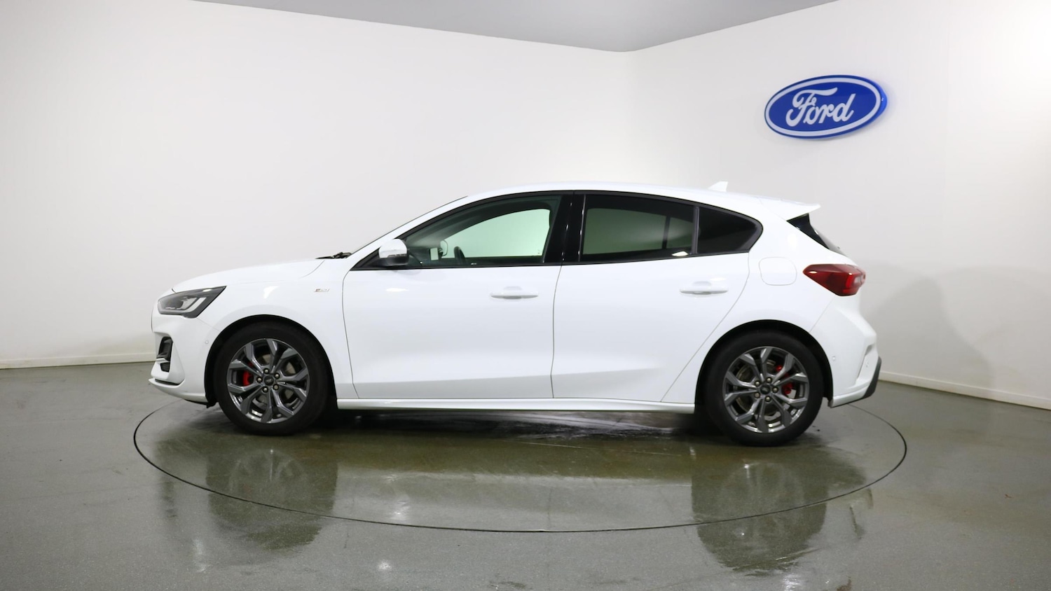 Used Ford Focus 2023 for sale - 76834768: Photo 9