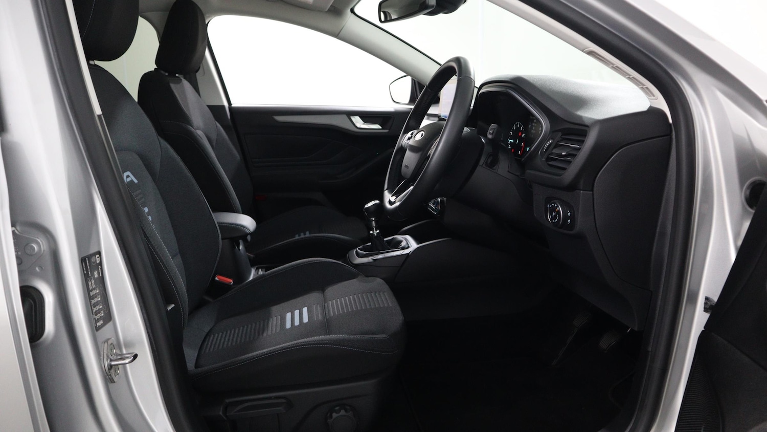 Used Ford Focus 2023 for sale - 76818358: Photo 21