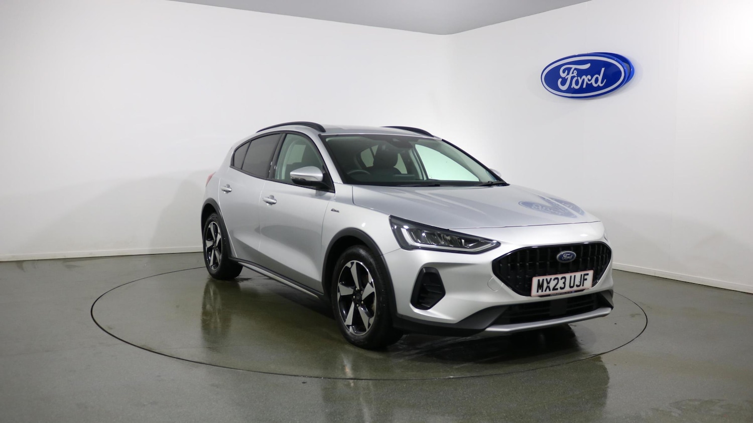 Used Ford Focus 2023 for sale - 76818358: Photo 4