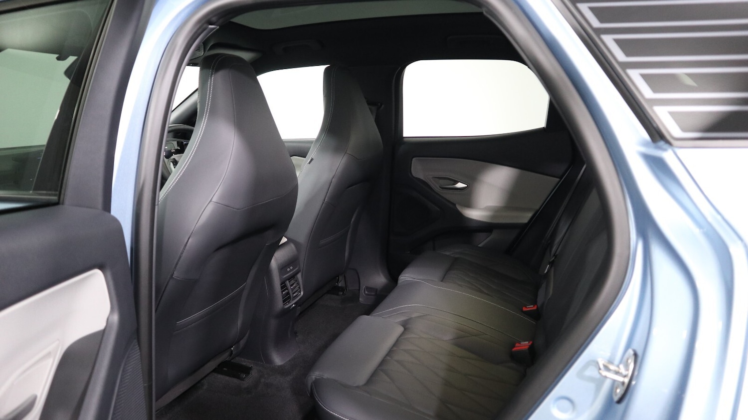 Used Ford Explorer 2024 for sale - 77111357: Photo 15