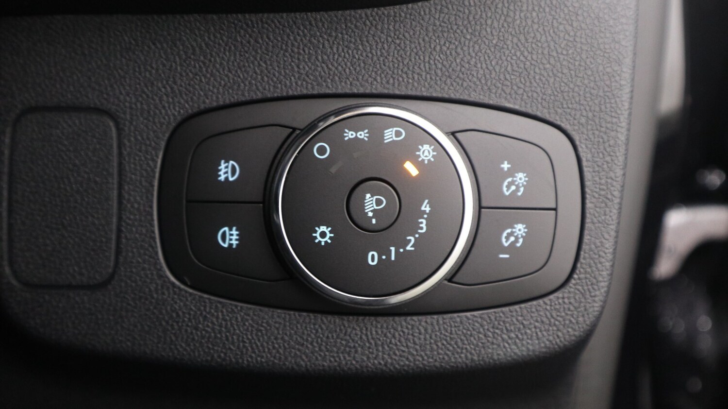 Used Ford Puma 2023 for sale - 76818382: Photo 28