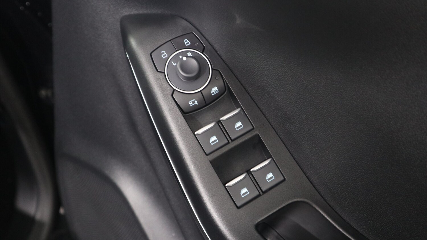 Used Ford Puma 2023 for sale - 76818382: Photo 29