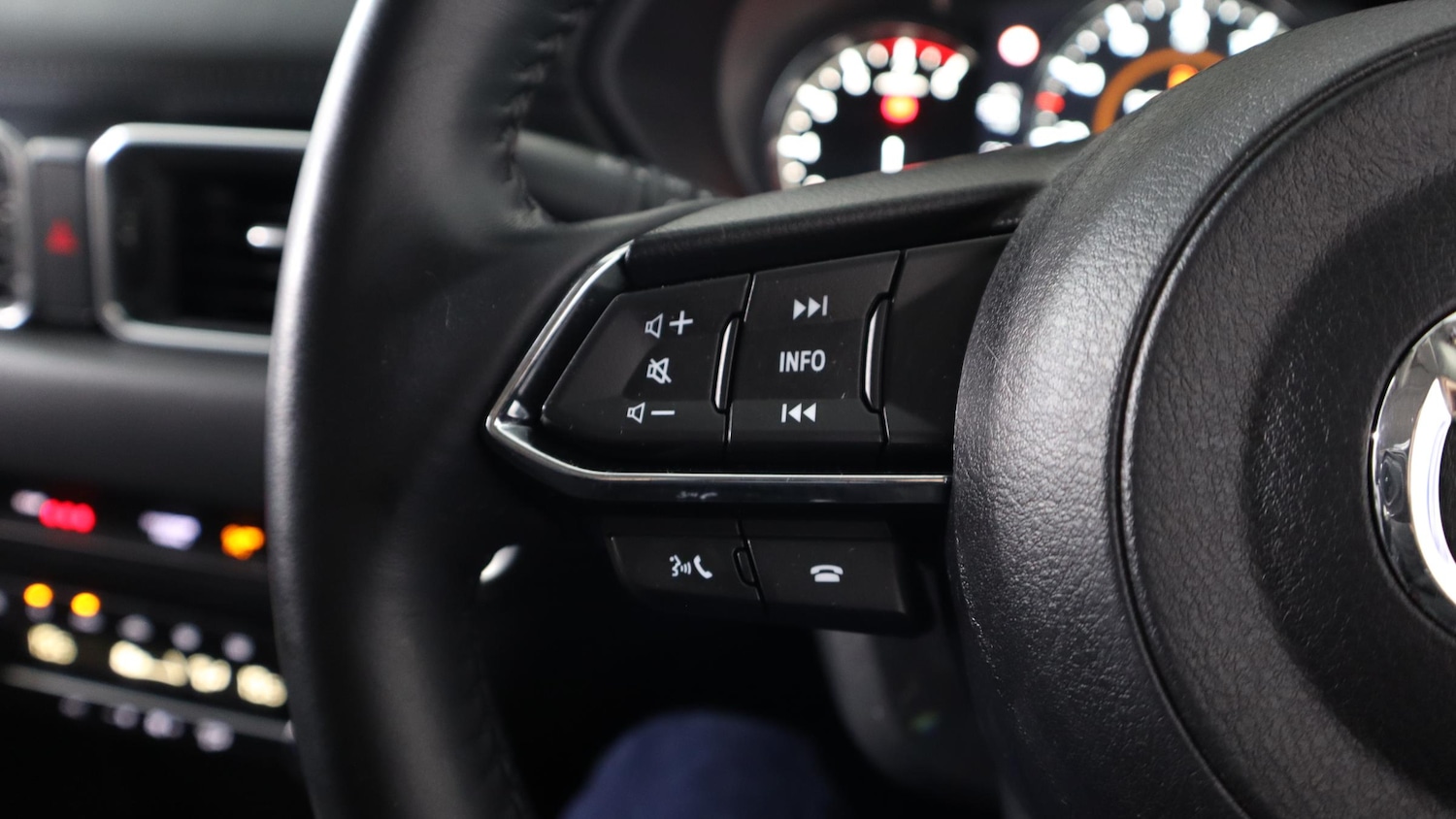 Used Mazda CX-5 2022 for sale - 76818350: Photo 29