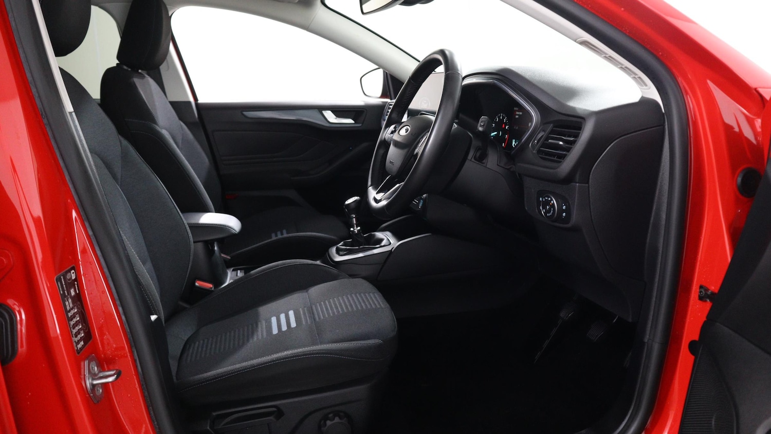 Used Ford Focus 2023 for sale - 76818355: Photo 22