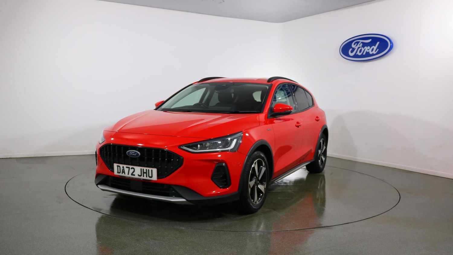 Used Ford Focus 2023 for sale - 76818355: Photo 3