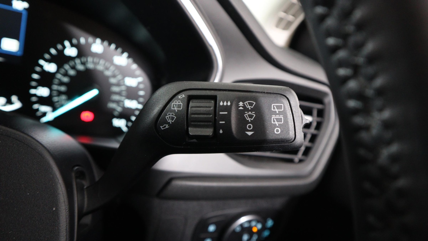 Used Ford Focus 2023 for sale - 76818355: Photo 32