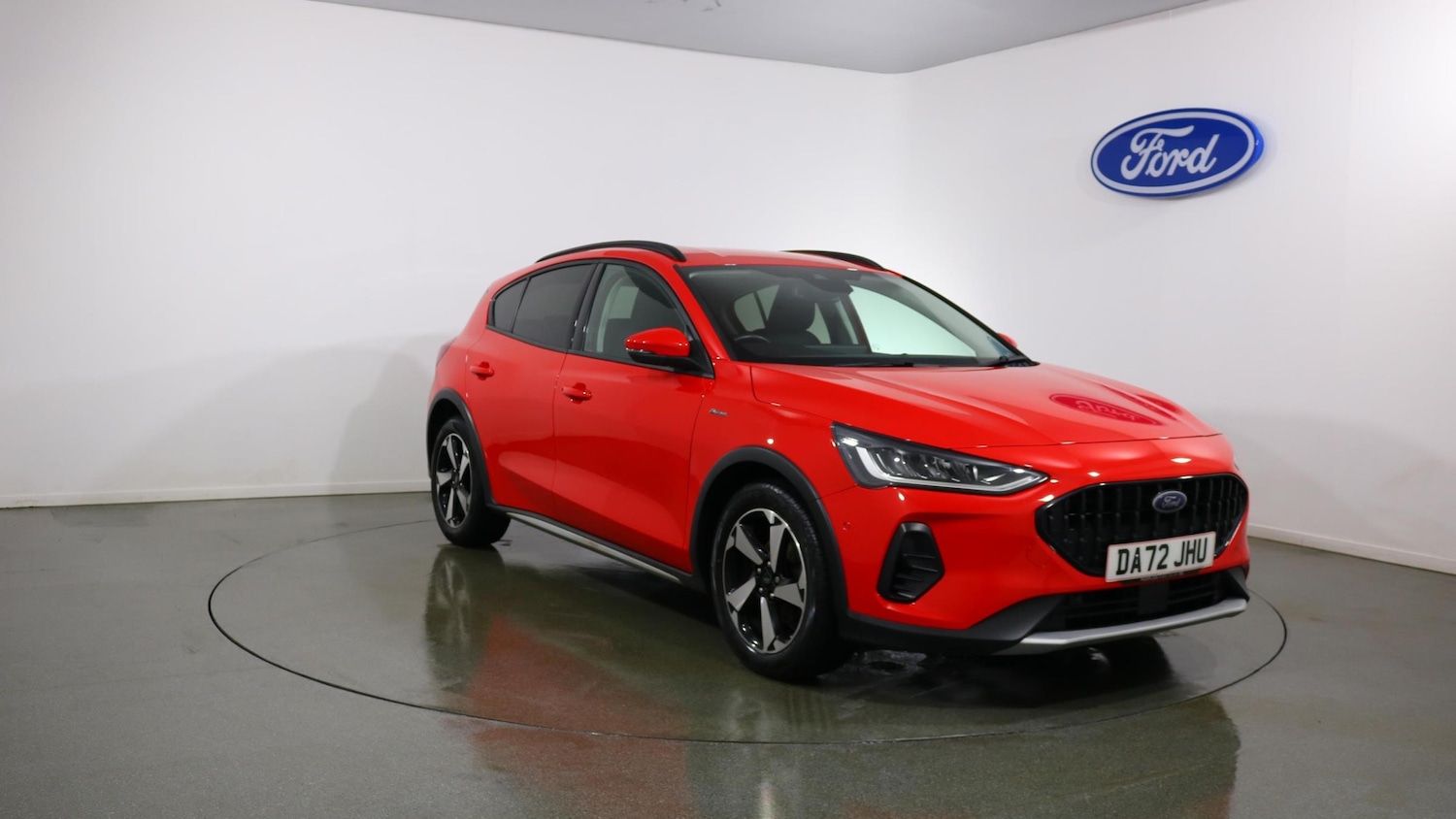 Used Ford Focus 2023 for sale - 76818355: Photo 4