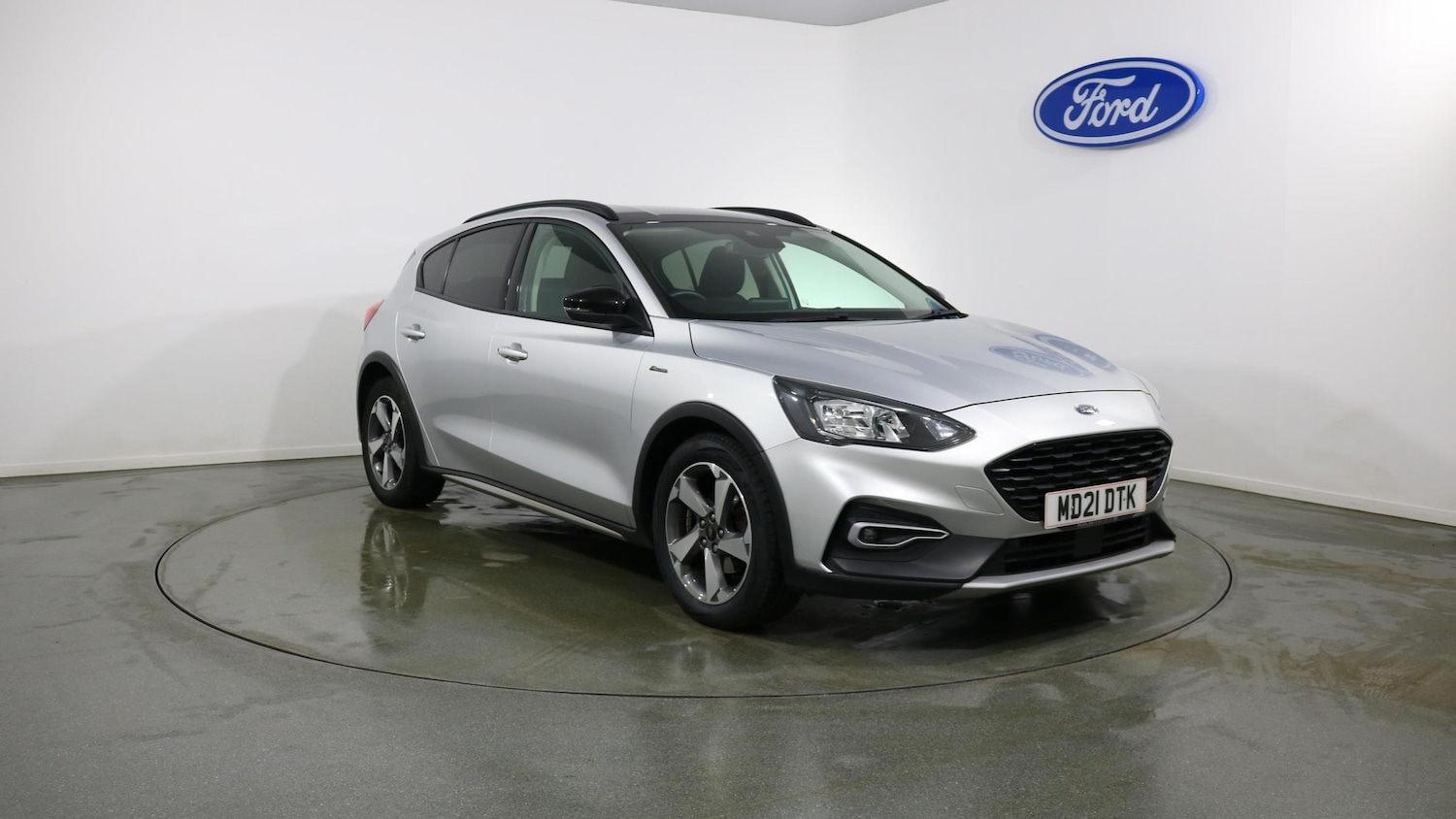 Used Ford Focus 2021 for sale - 76818345: Photo 4