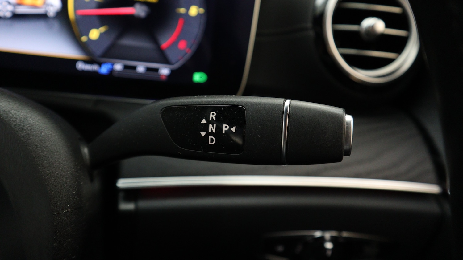 Used Mercedes-Benz E Class 2020 for sale - 77281016: Photo 32