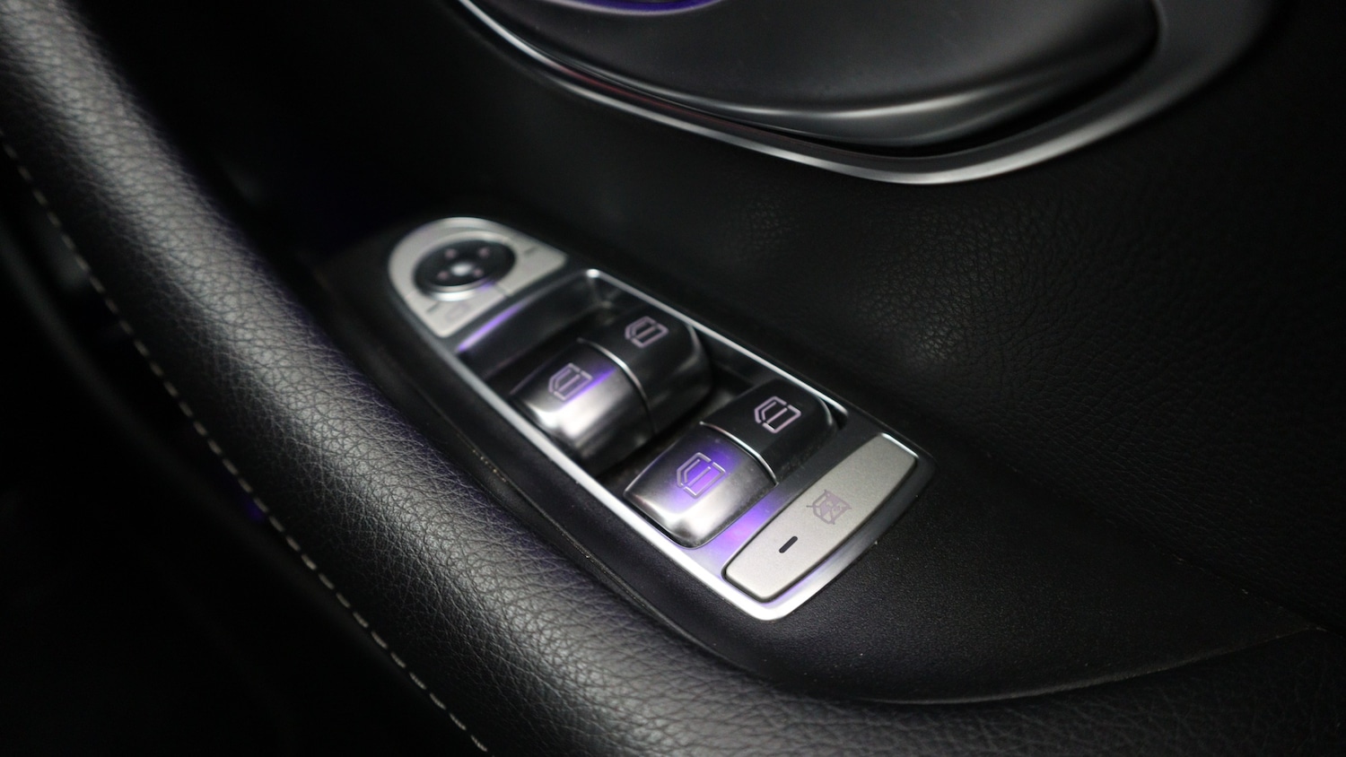 Used Mercedes-Benz E Class 2020 for sale - 77281016: Photo 39