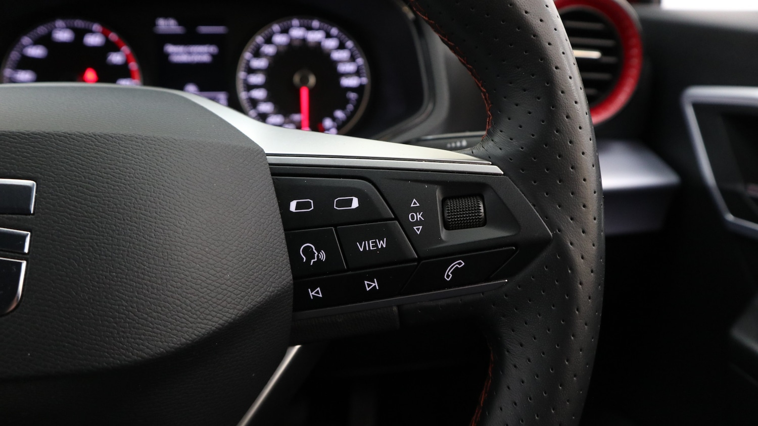 Used SEAT Arona 2023 for sale - 76818396: Photo 32