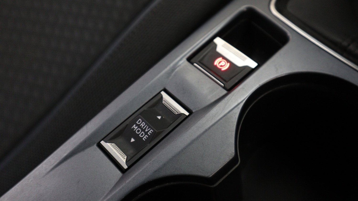 Used Peugeot 2008 2020 for sale - 76818408: Photo 37