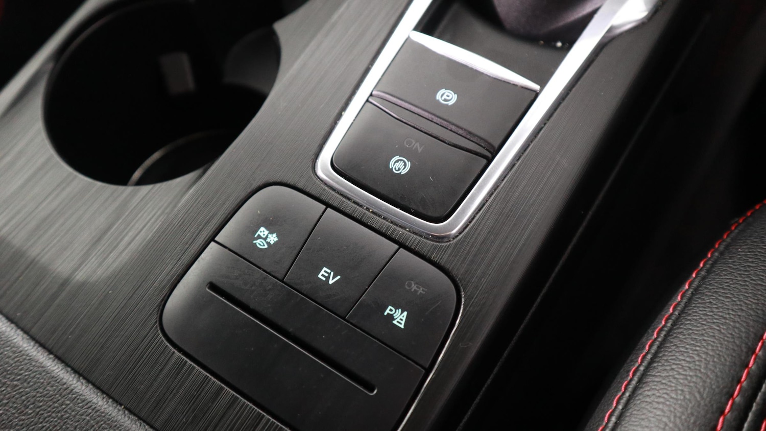 Used Ford Kuga 2024 for sale - 78158635: Photo 38