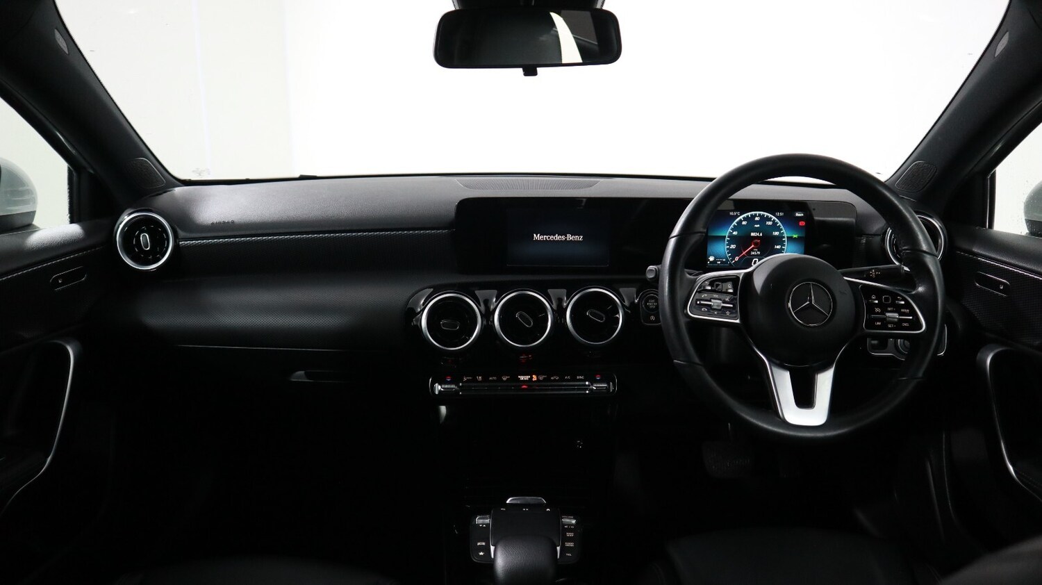 Used Mercedes-Benz A-Class 2021 for sale - 77818900: Photo 24