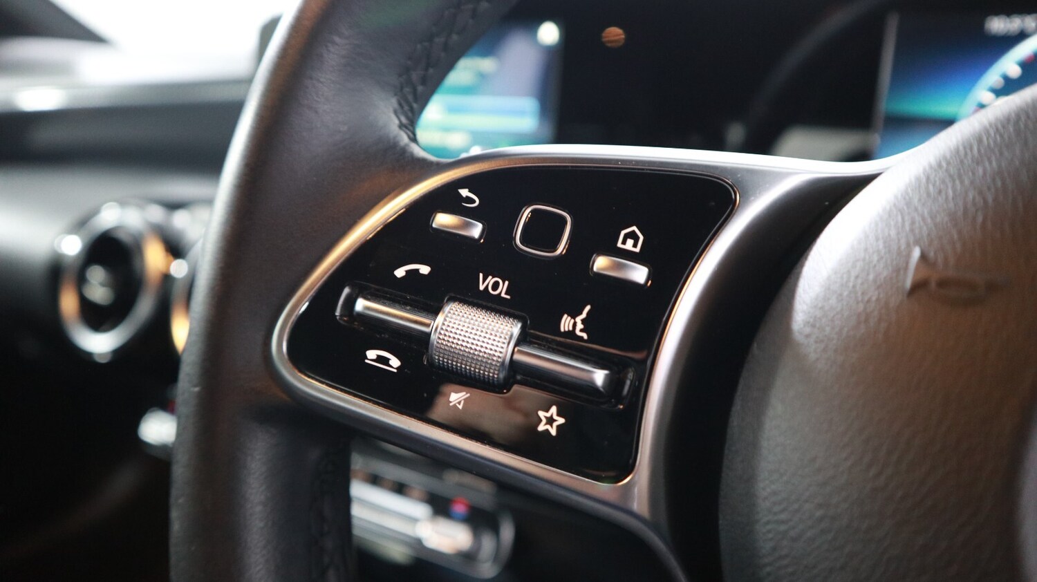 Used Mercedes-Benz A-Class 2021 for sale - 77818900: Photo 26