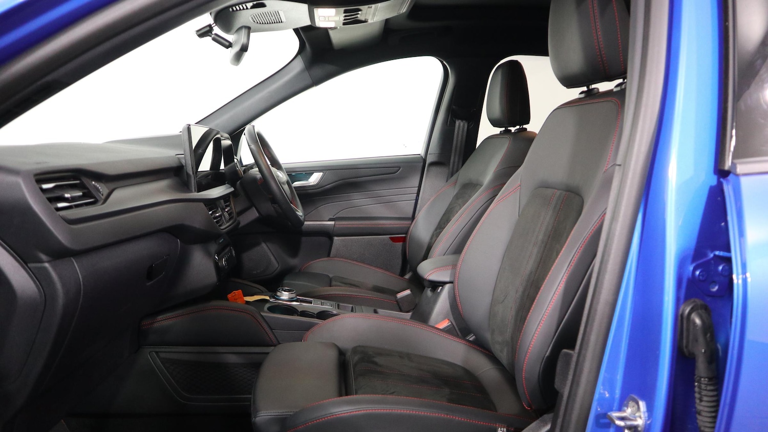 Used Ford Kuga 2025 for sale - 77942114: Photo 23