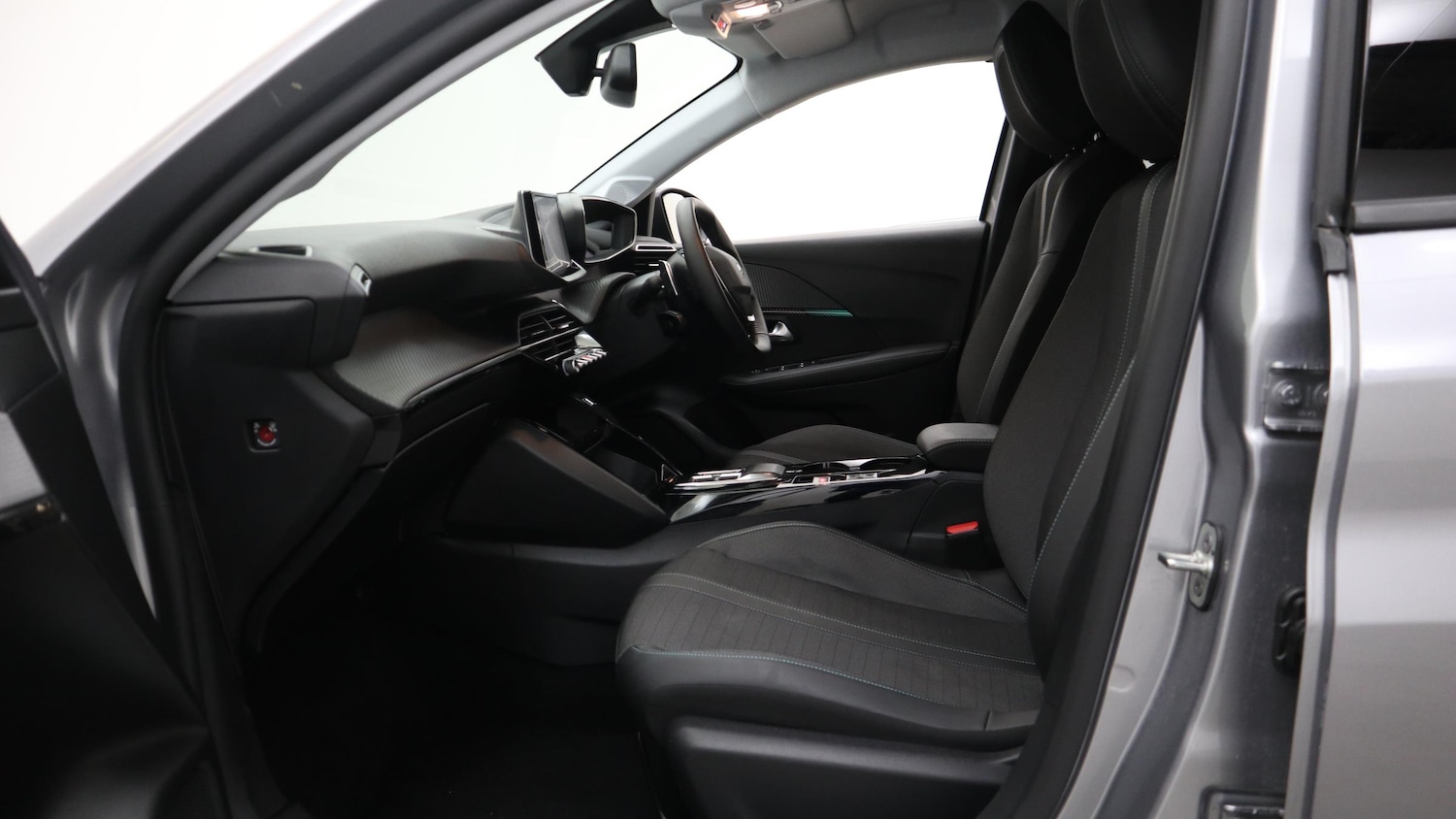 Used Peugeot 208 2023 for sale - 76818400: Photo 25