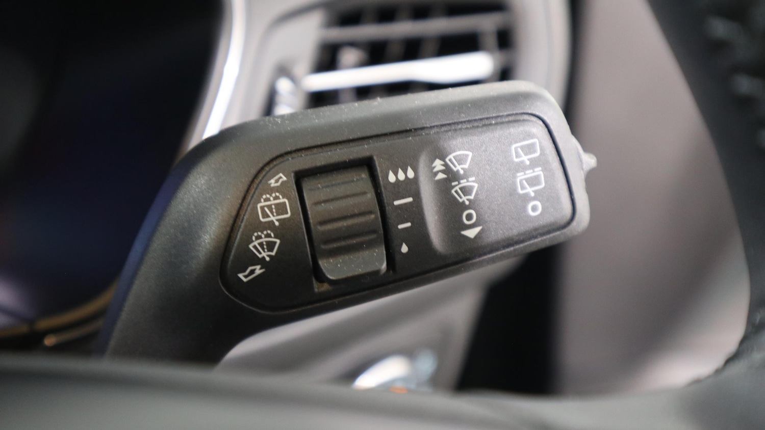 Used Ford Focus 2023 for sale - 77745771: Photo 28