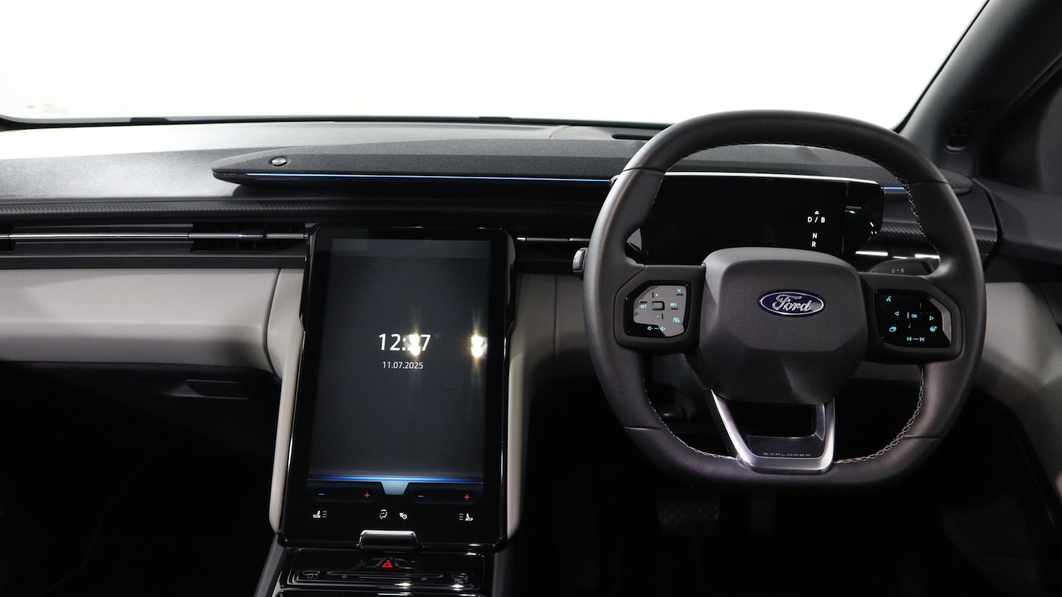 Used Ford Explorer 2024 for sale - 77210212: Photo 28