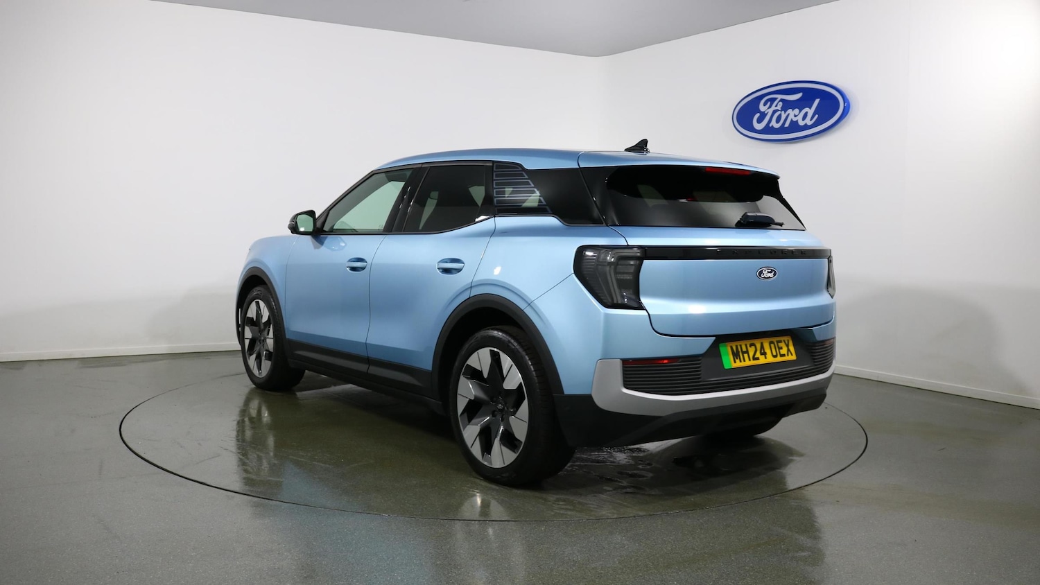 Used Ford Explorer 2024 for sale - 77210212: Photo 5