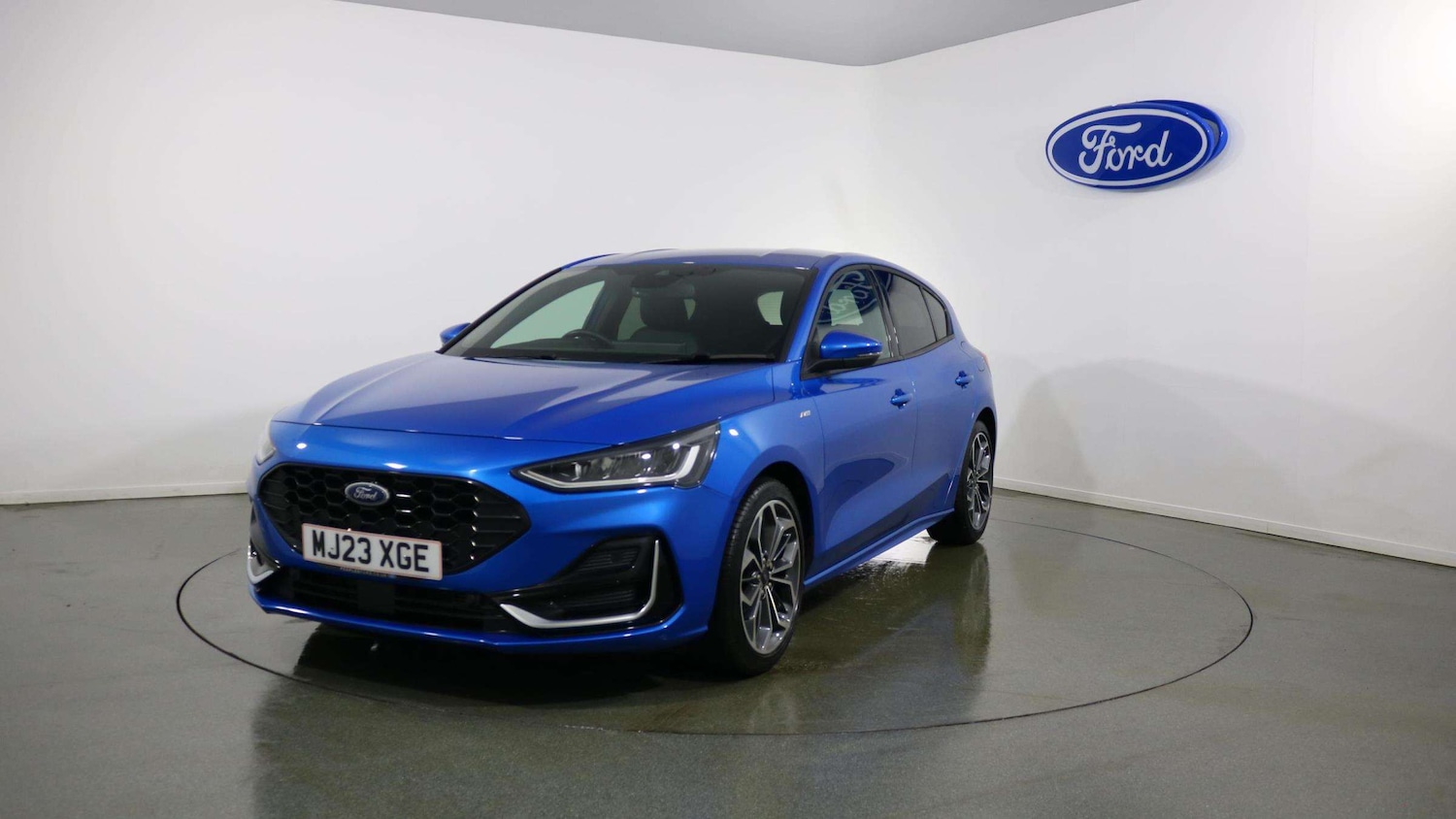 Used Ford Focus 2023 for sale - 76818360: Photo 1