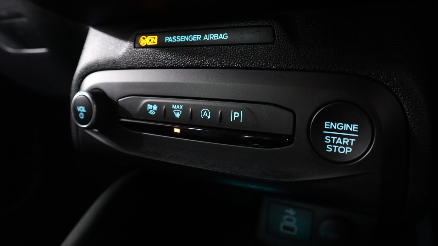 Used Ford Focus 2023 for sale - 76818360: Photo 32