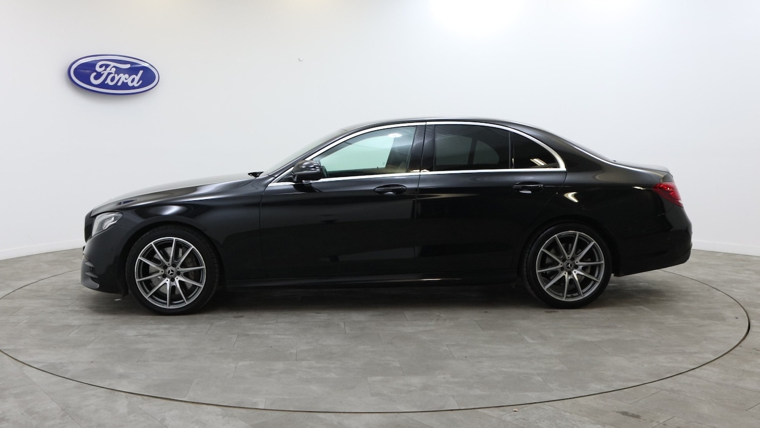 Used Mercedes-Benz E Class 2020 for sale - 76818412: Photo 10