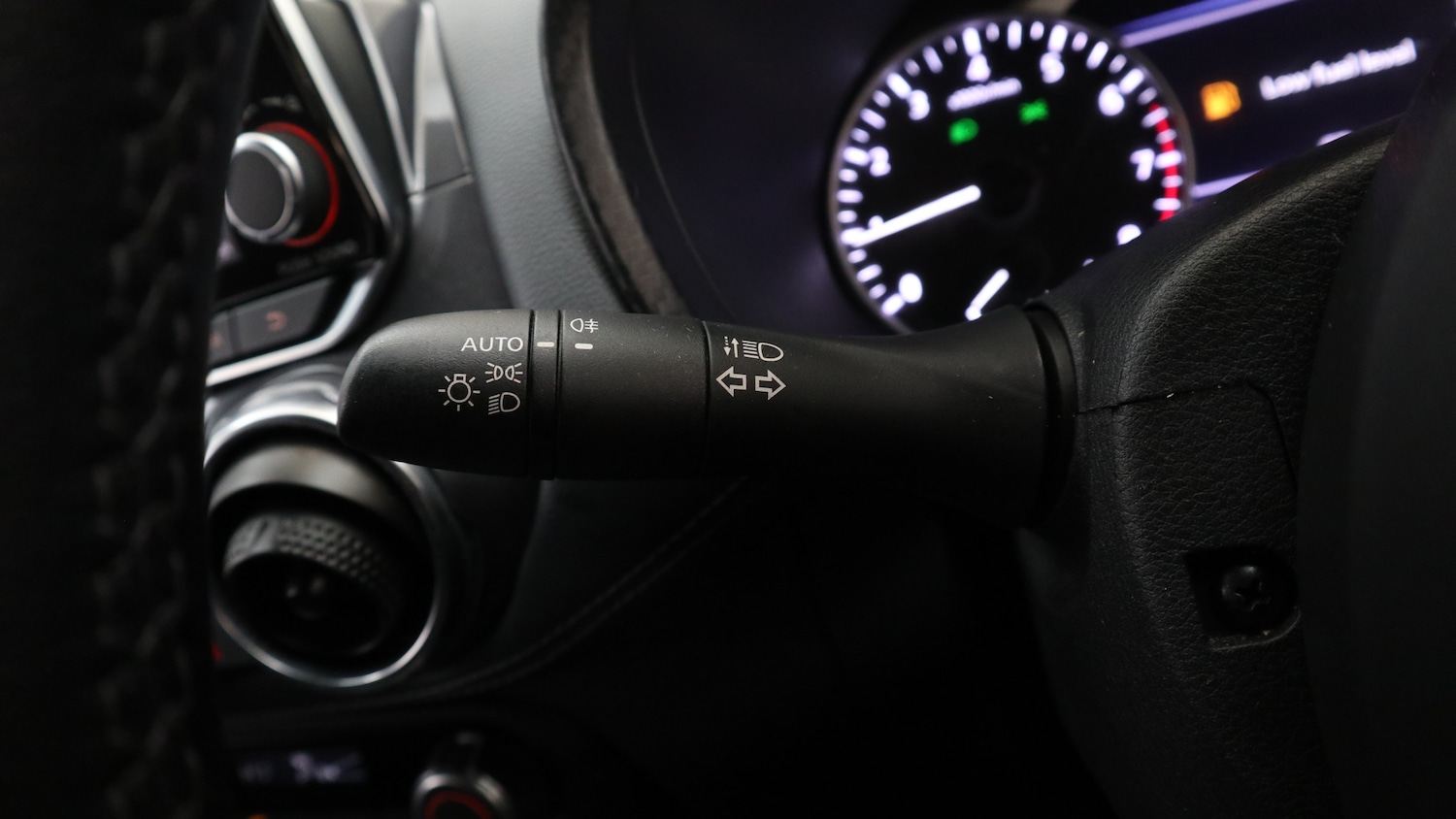 Used Nissan Juke 2022 for sale - 76818406: Photo 32