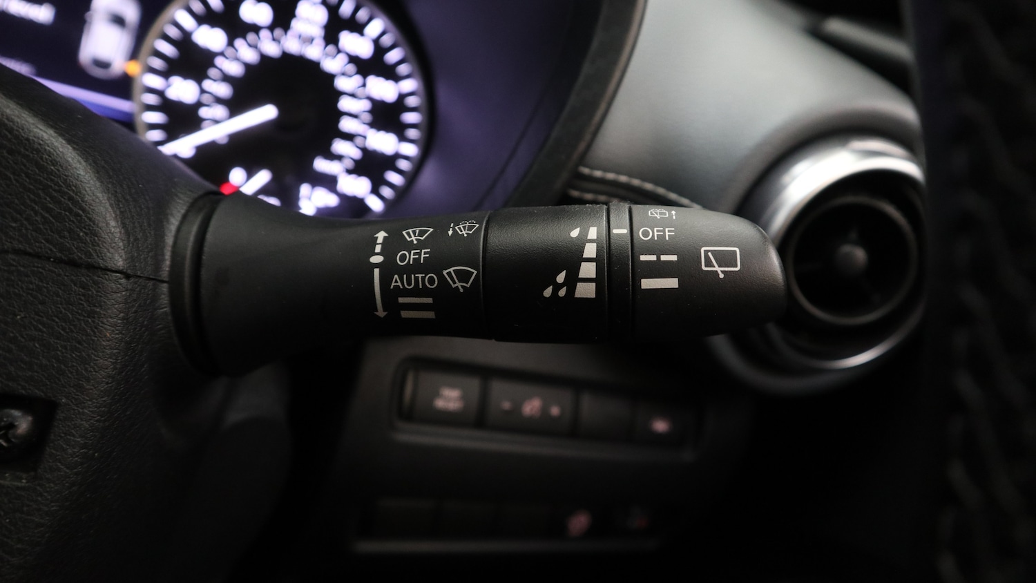 Used Nissan Juke 2022 for sale - 76818406: Photo 33