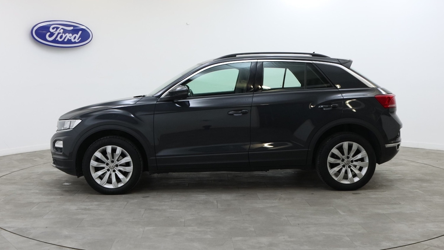 Used Volkswagen T-Roc 2019 for sale - 76818409: Photo 10