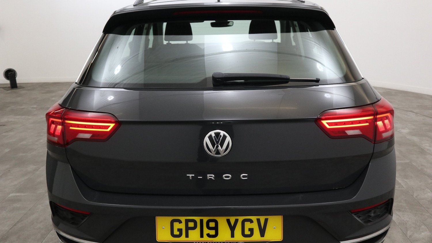 Used Volkswagen T-Roc 2019 for sale - 76818409: Photo 12