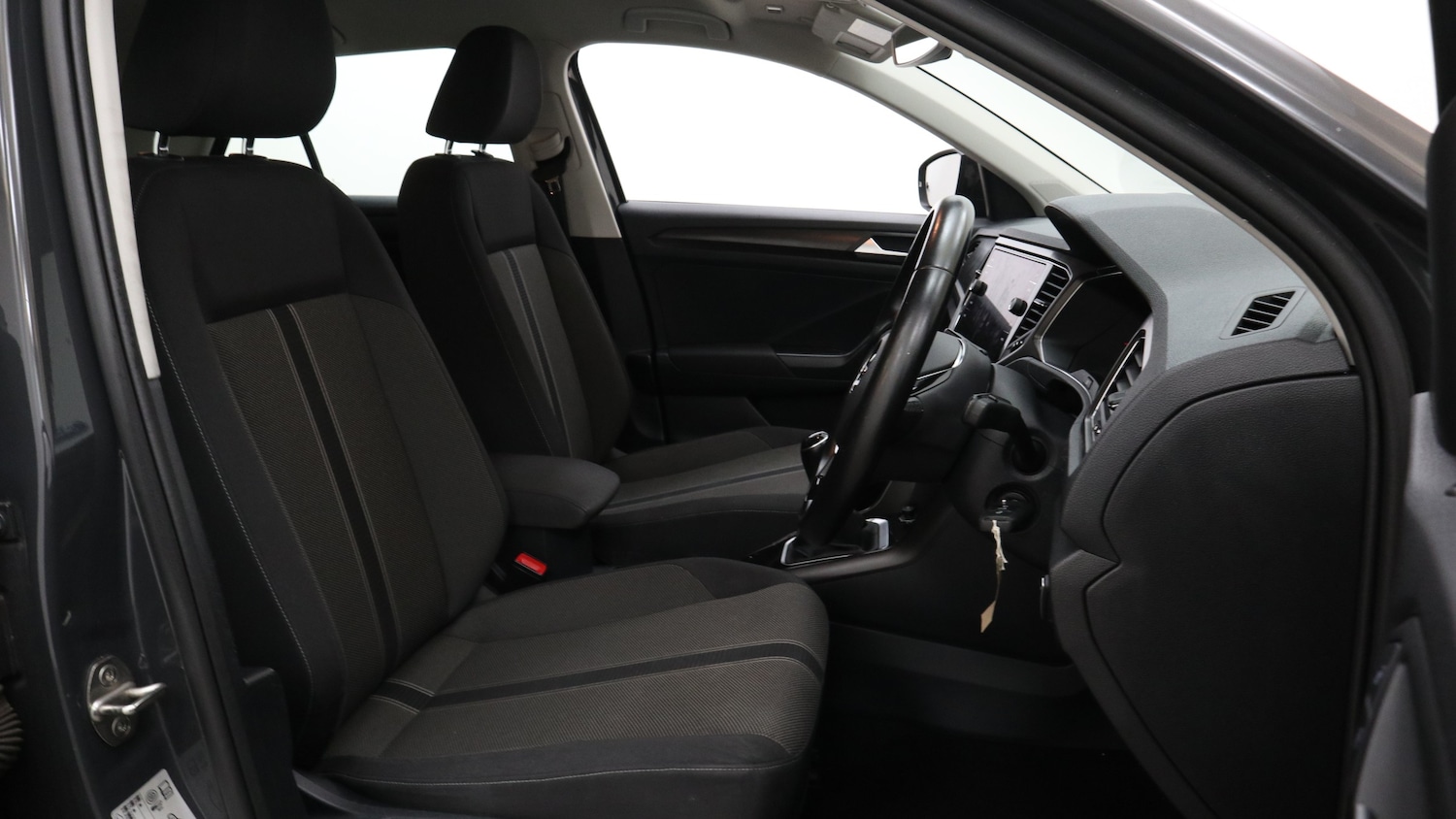 Used Volkswagen T-Roc 2019 for sale - 76818409: Photo 23