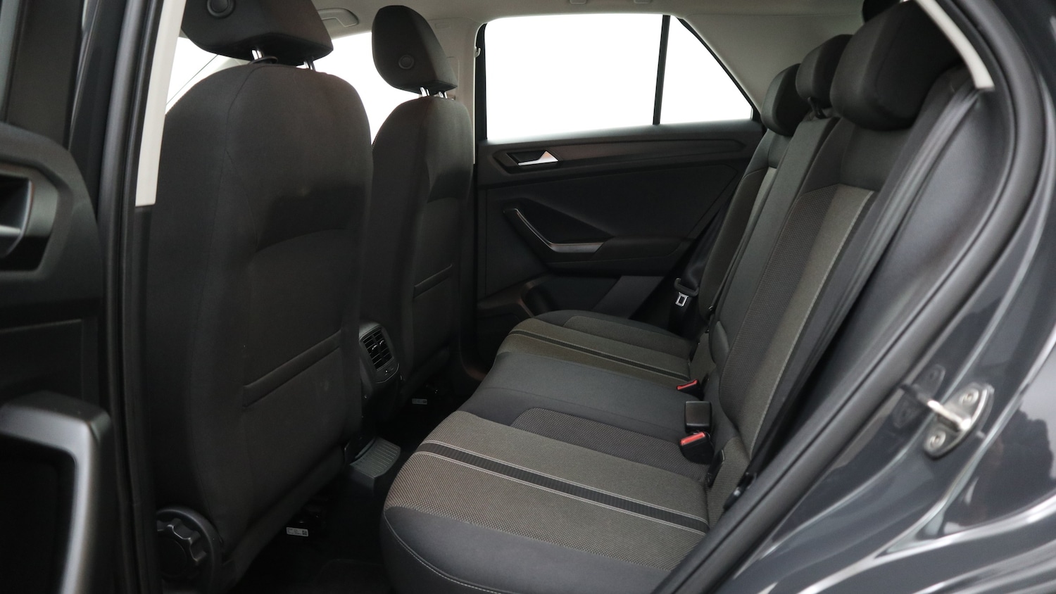 Used Volkswagen T-Roc 2019 for sale - 76818409: Photo 26