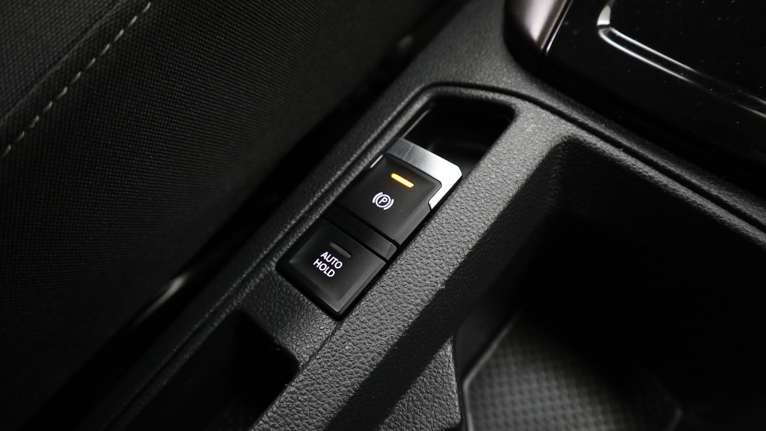 Used Volkswagen T-Roc 2019 for sale - 76818409: Photo 37